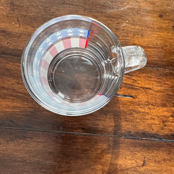 Patriotic Stars and Stripes Glass Mug - Picture 3 of 6